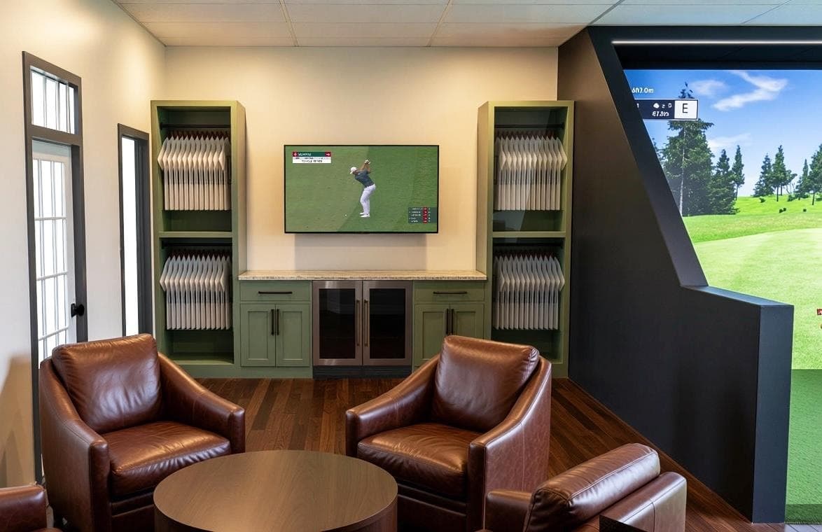 Bay with lounge seating and TV